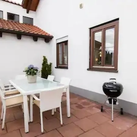 Ferienwohnung Nr 4 Im Gemutlichen Gastehaus Benedikt פרידריכסהאפן